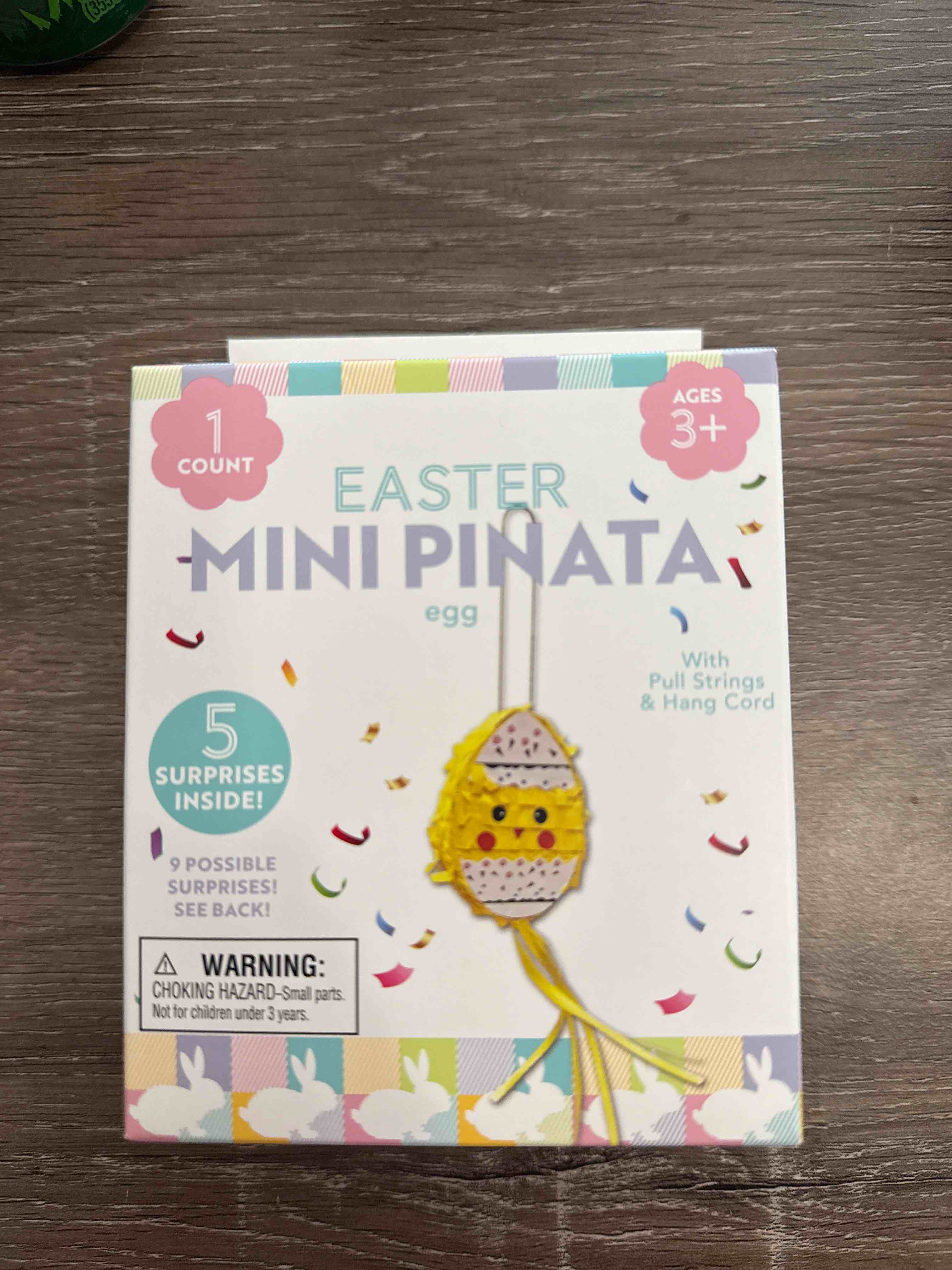 Easter mini piñata egg 5 surprises inside 