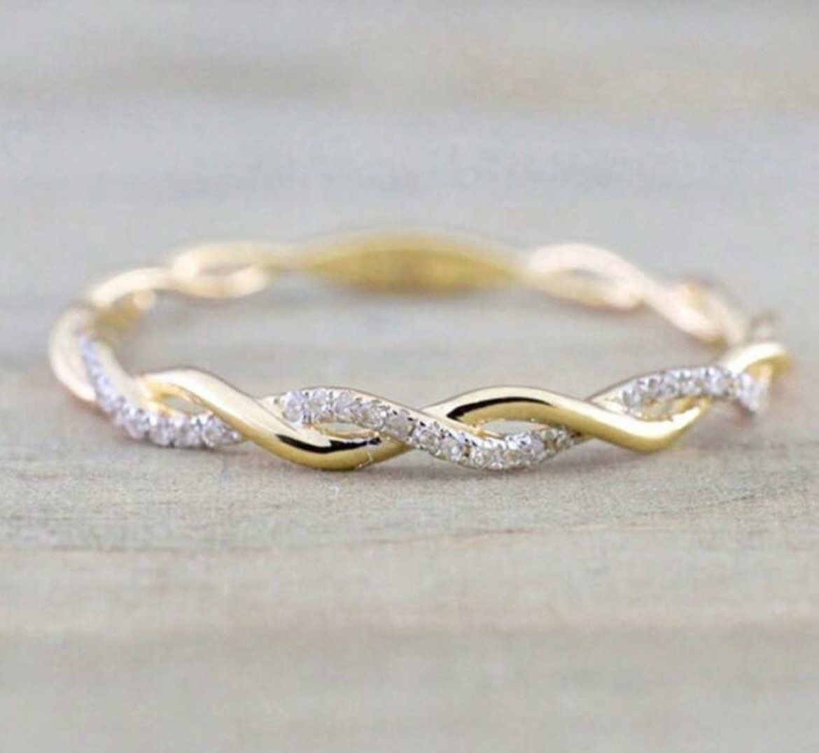 GOLD BRAIDED RING (Size 9)