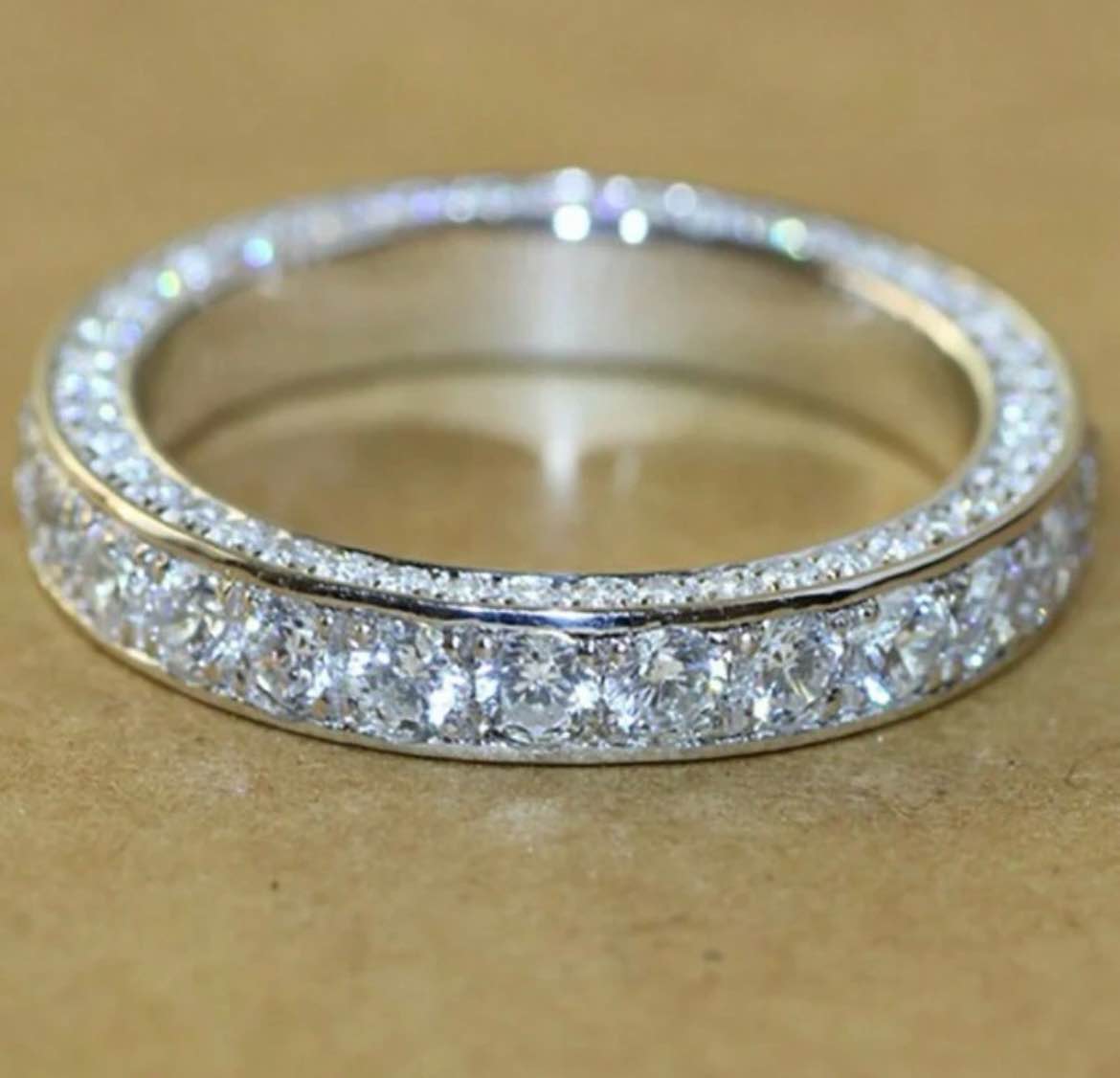 BREATHTAKING SILVER RING WITH FULLY ACCENTED STONE SIZE 9