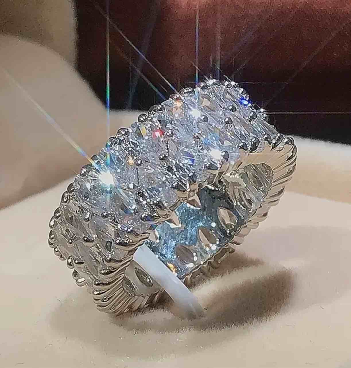 Beautiful 925 Silver Plated Sapphire Ring Sz 10