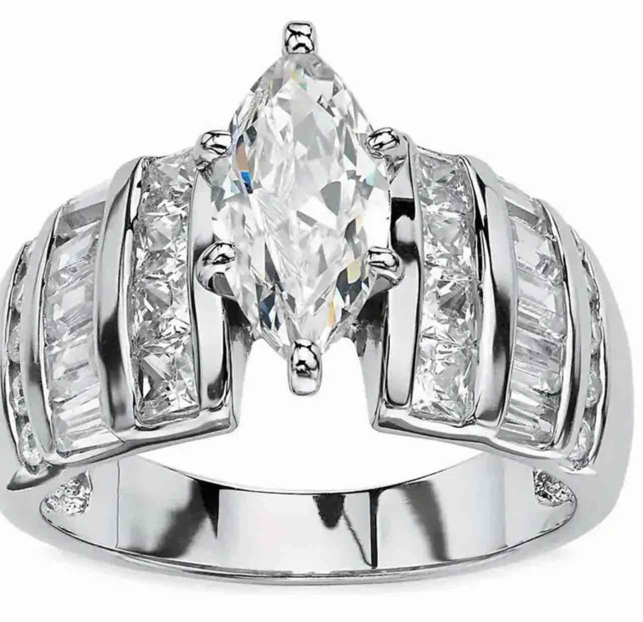 Beautiful 925 Silver Plated Sapphire Ring Sz 8