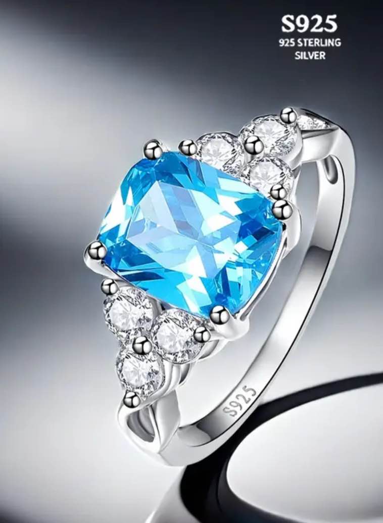 Beautiful 925 Silver Plated Sapphire Ring Sz 8