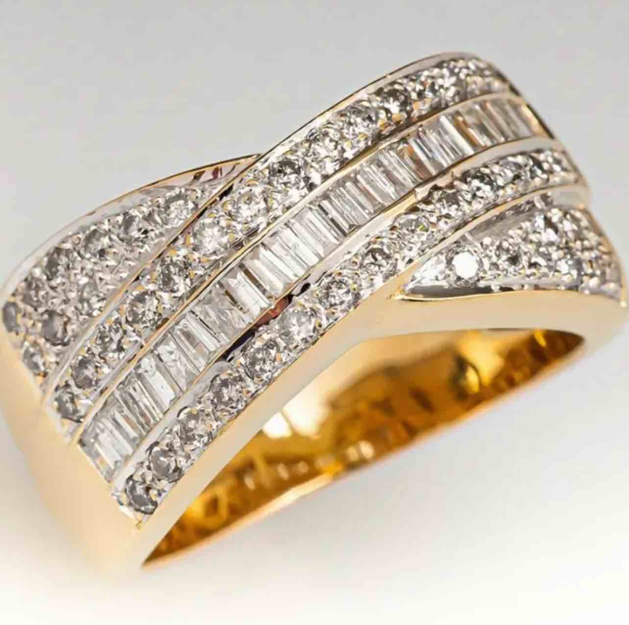 Gorgeous 925 Silver 18K Gold Plated Ring Sz 10
