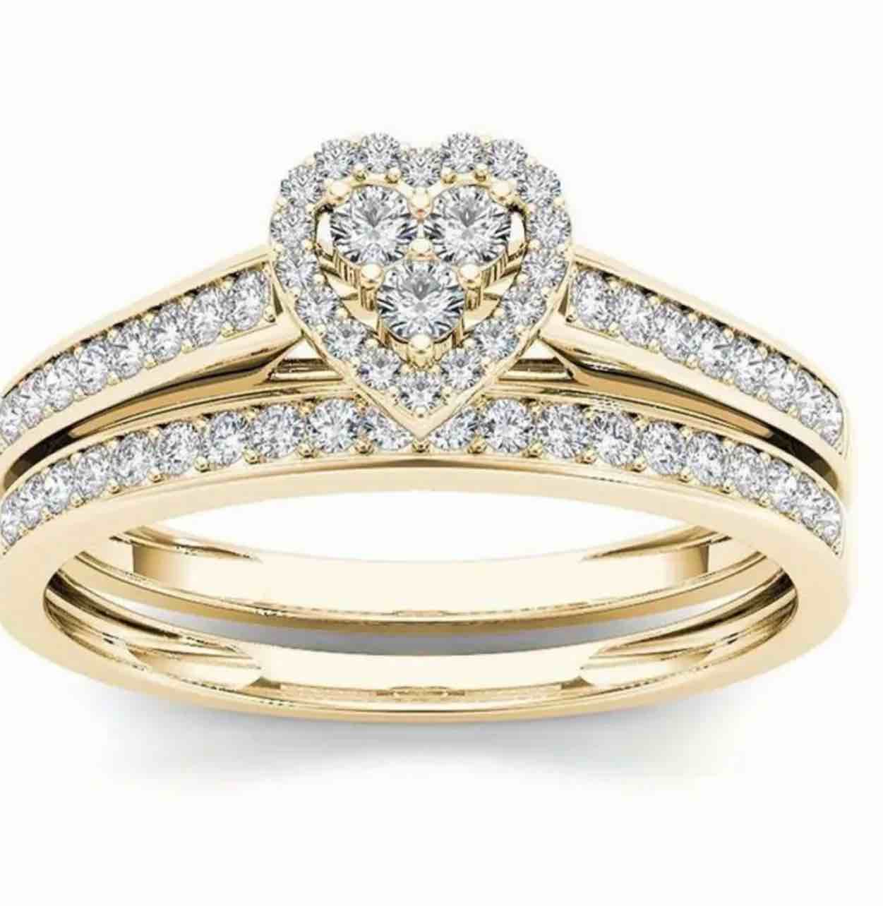 Gorgeous 925 SilverPlated 18K Gold Plated Ring Sz 7