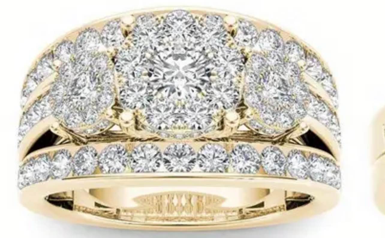 Gorgeous 925 SilverPlated 18K Gold Plated Ring Sz 8