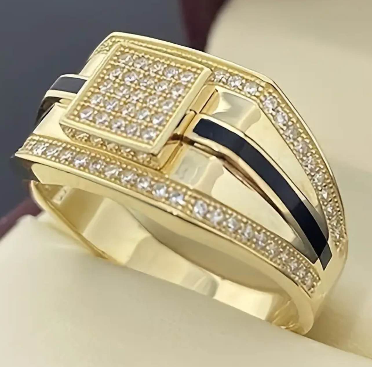 Men’s Luxury 18K Gold  Plated Ring Size 12