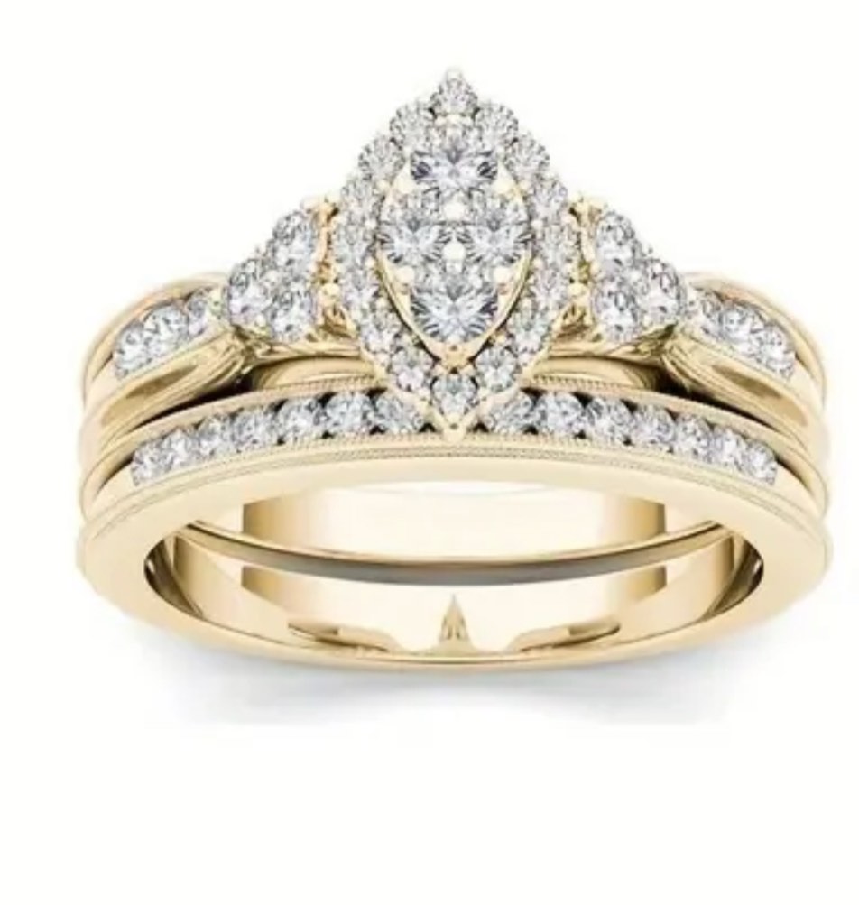 Gorgeous 925 SilverPlated 18K Gold Plated Ring Sz 8