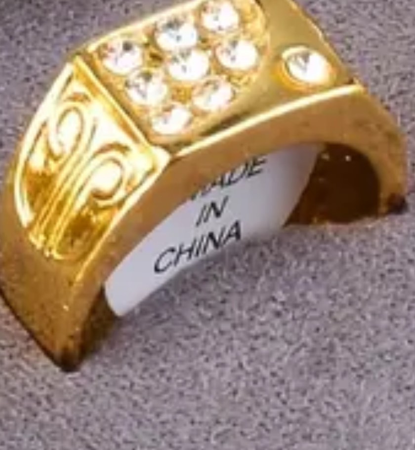 Men’s Luxury 18K Gold  Plated Ring Size 9