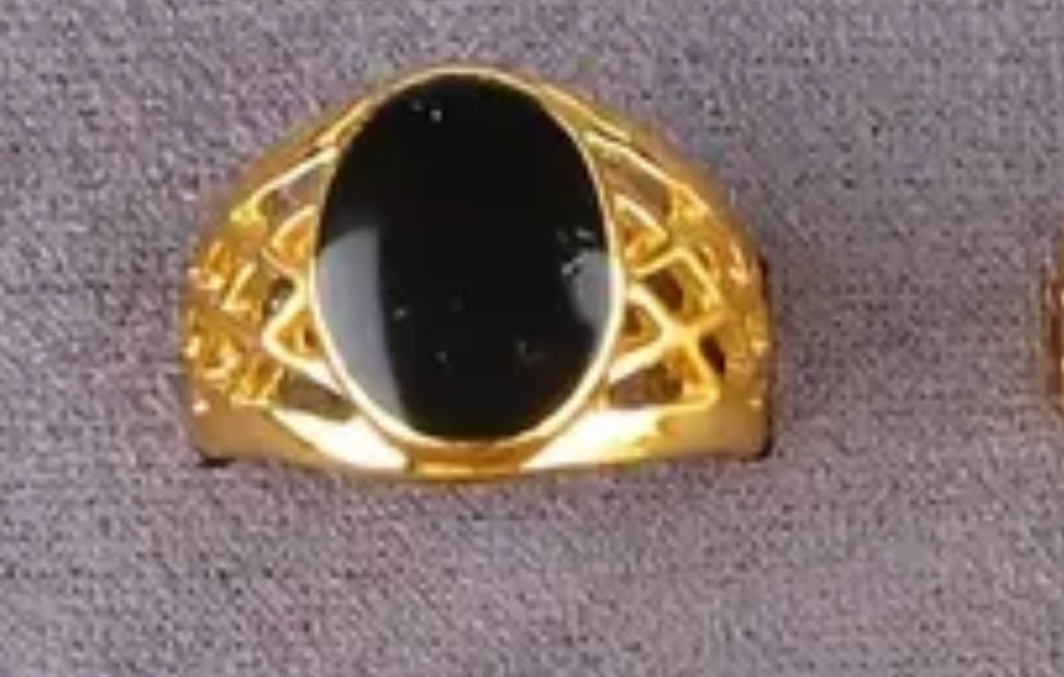 Men’s Luxury 18K Gold  Plated Ring Size 12