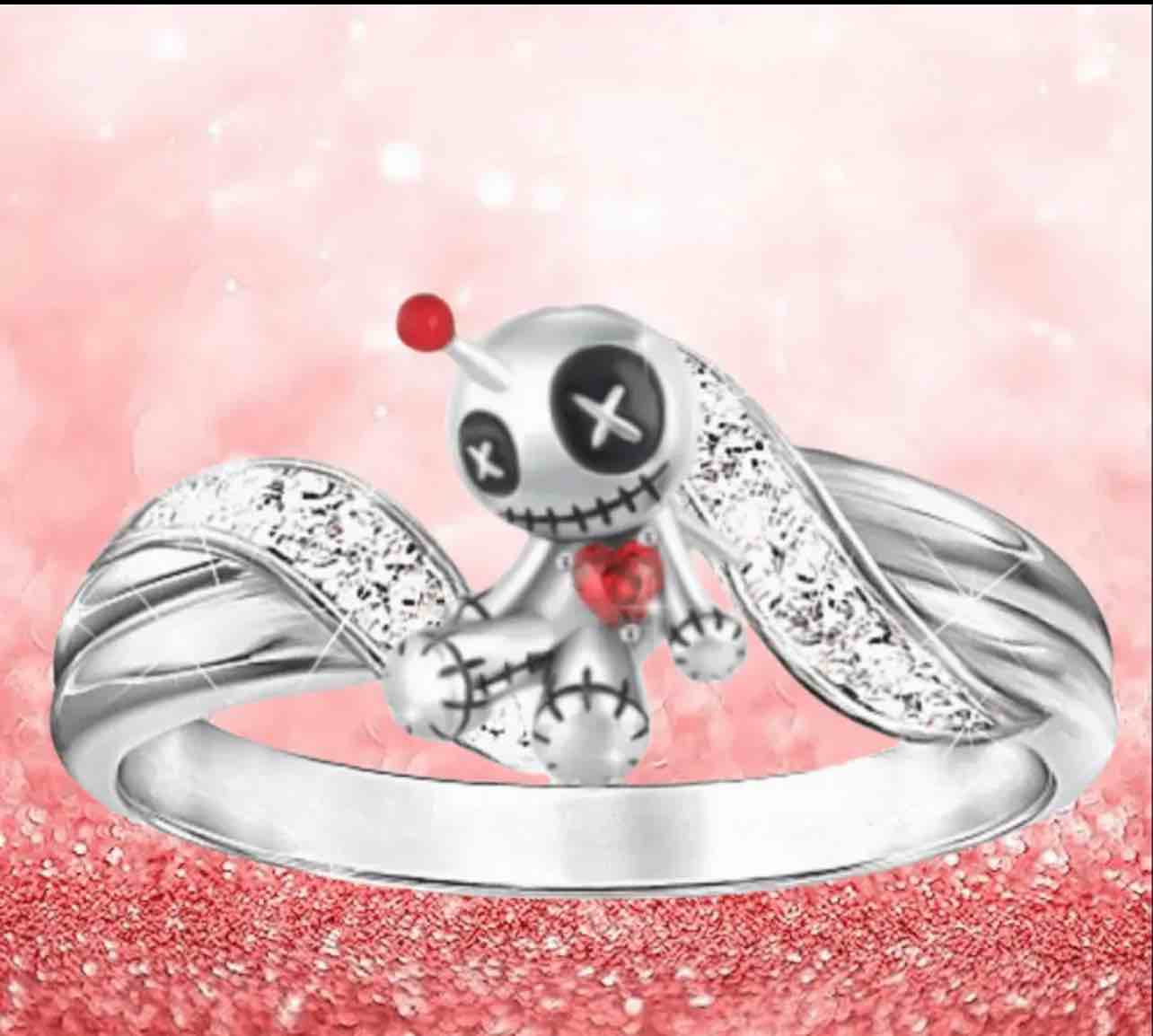 Gorgeous 925 Silver Plated Ring Sz 7