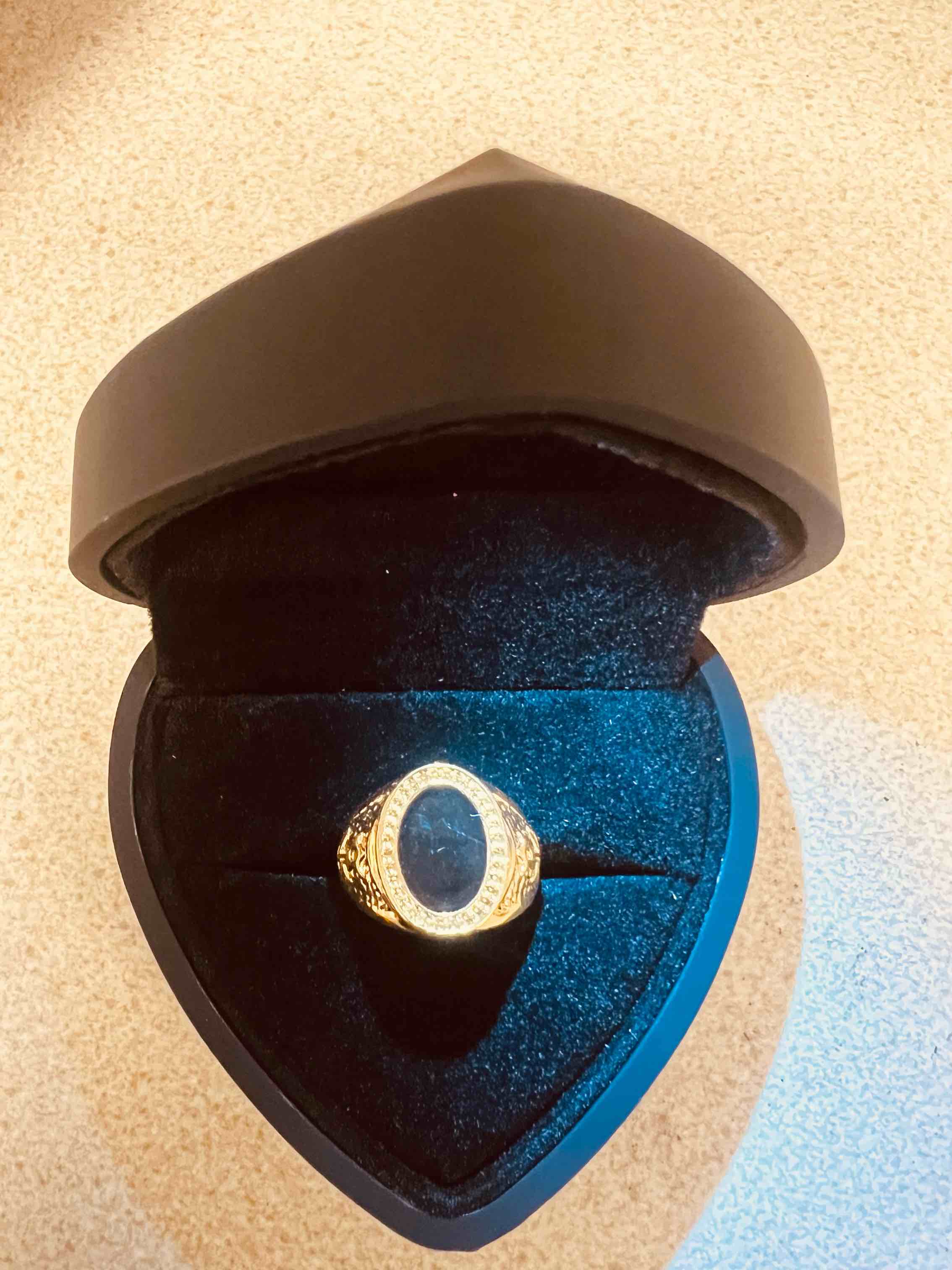 Men’s Luxury 18K Gold  Plated Ring Size 9