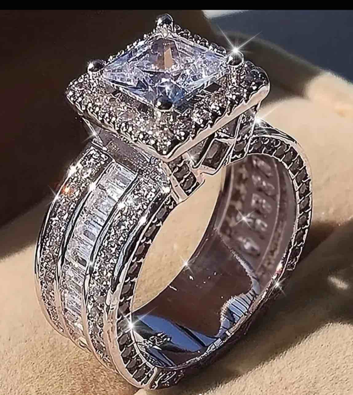 Elegant 925 Silver Plated Sapphire Ring Sz 6
