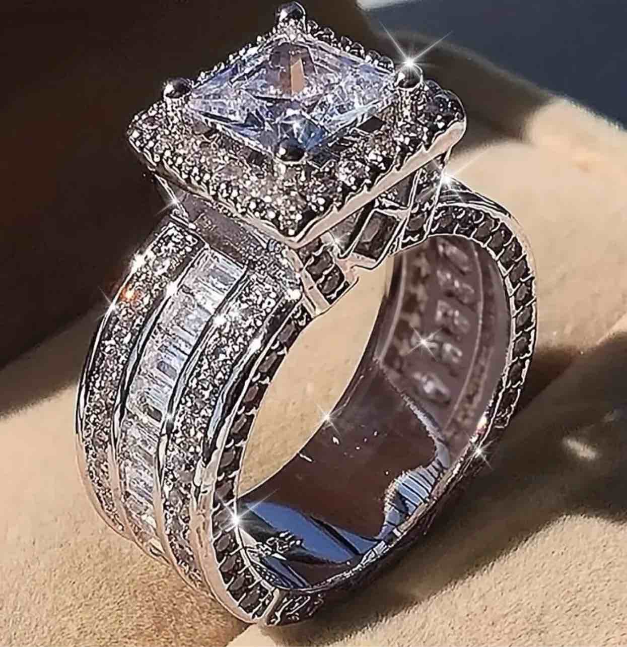 Radiant elegance 925 Silver Plated Sapphire Ring Sz 7