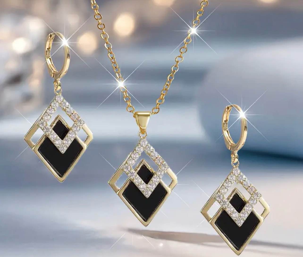 Elegant 18 K gold plated necklace, and earrings set