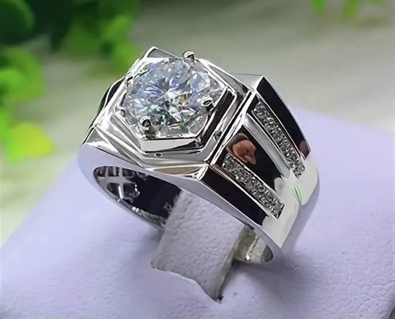 https://s3.amazonaws.com/lotting-images-prod/webster/WBS7501991_1758385230860.jpeg