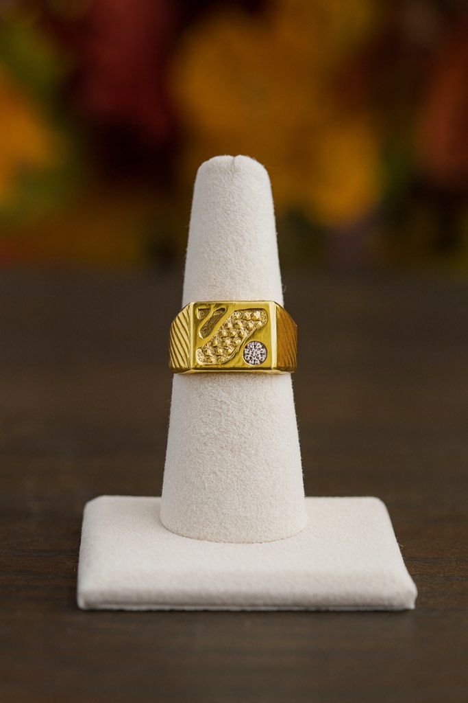 men’s luxury 18k gold  plated ring size 9