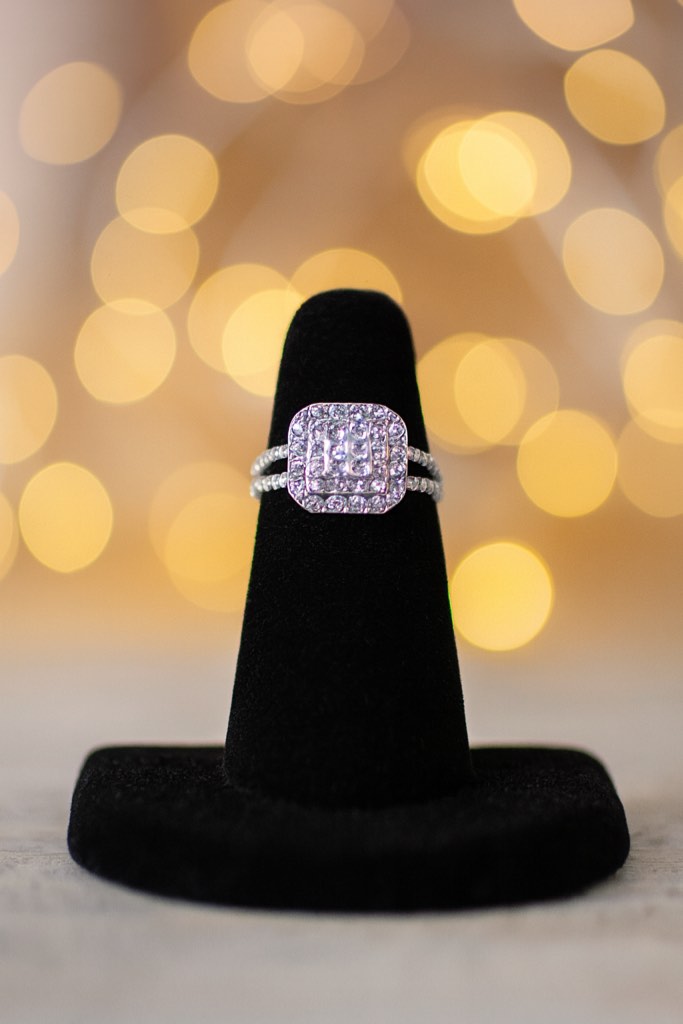 Beautiful 925 Silver Plated Sapphire Ring Sz 7