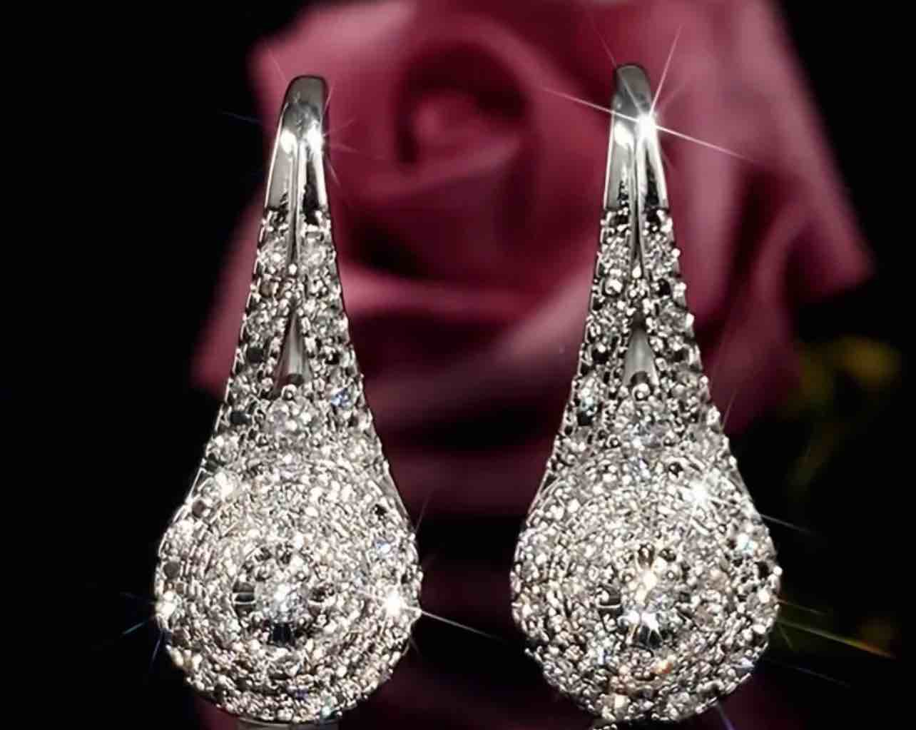 Beautiful 925 Silver Plated Sapphire Earrings
