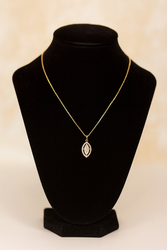 Gorgeous 925 SilverPlated 18K Gold Plated Necklace 