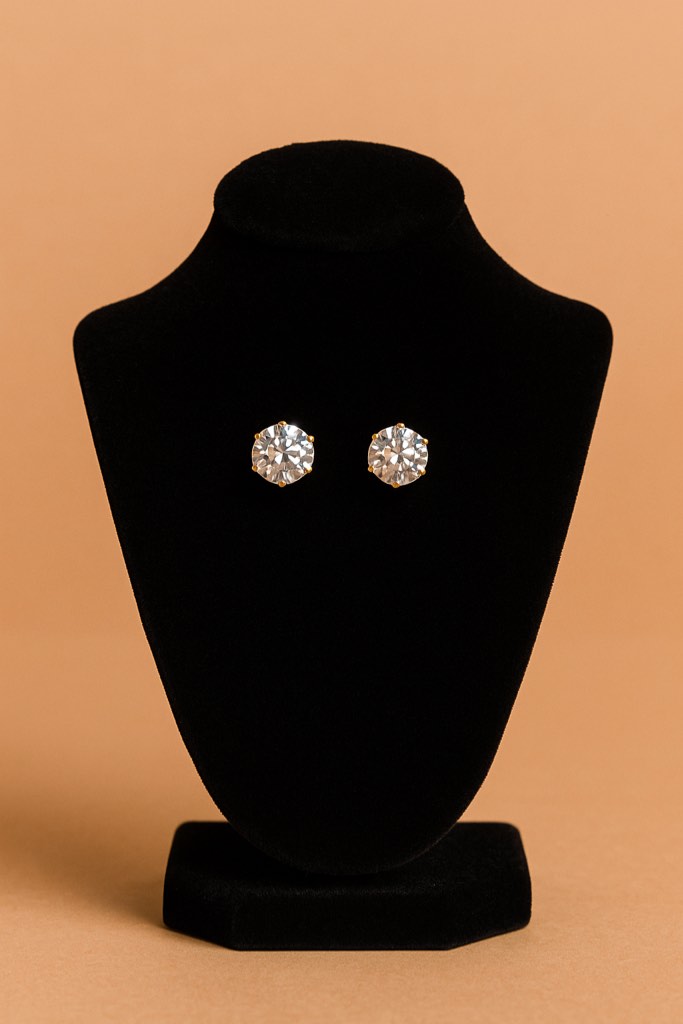 Gorgeous 925 Silver 18K Gold Plated Stud Earrings 