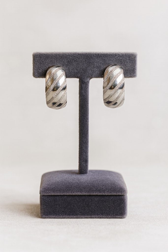 Beautiful 925 Silver Plated Earrings 