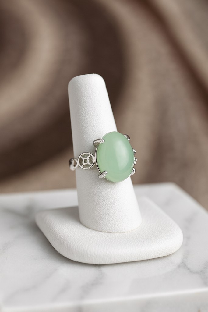 Elegant 925 Silver plated Ring Sz 9