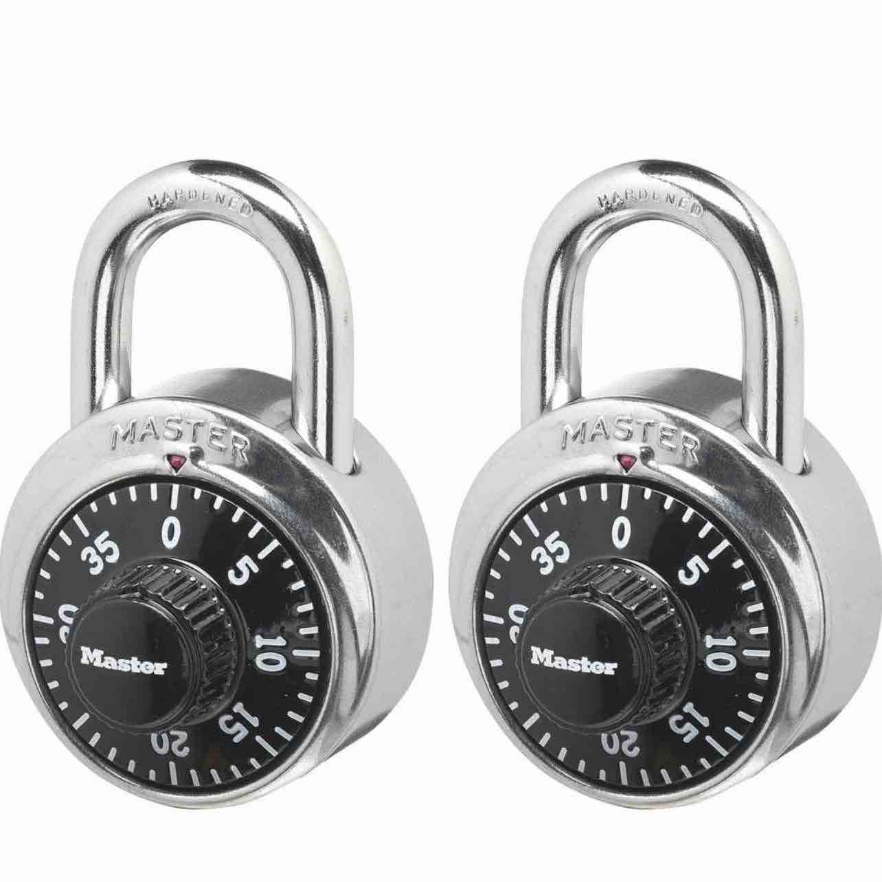 Condition photo showing New/Like New for 2 pad locks 