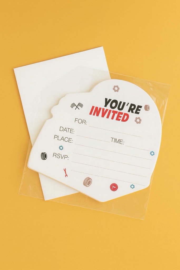 Condition photo showing New/Like New for 25 invitations