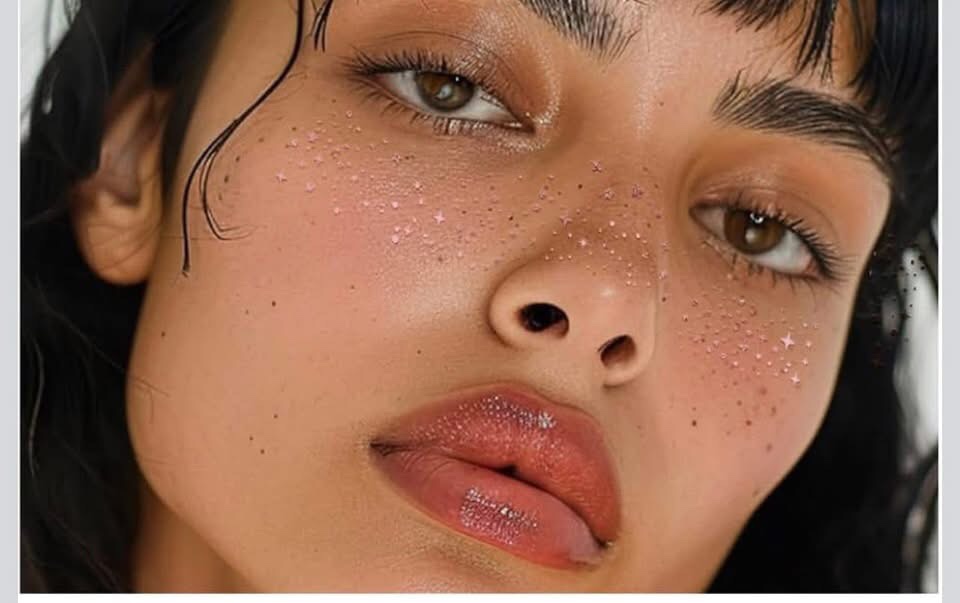 Condition photo showing New/Like New for Makeup Patches - Rose Gold - Face Glitter