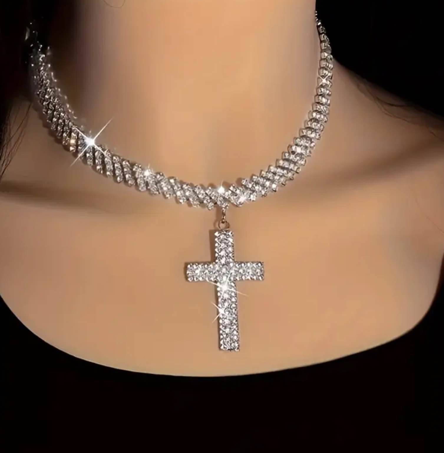 Gorgeous 925 Silver White Sapphire Cross Necklace 