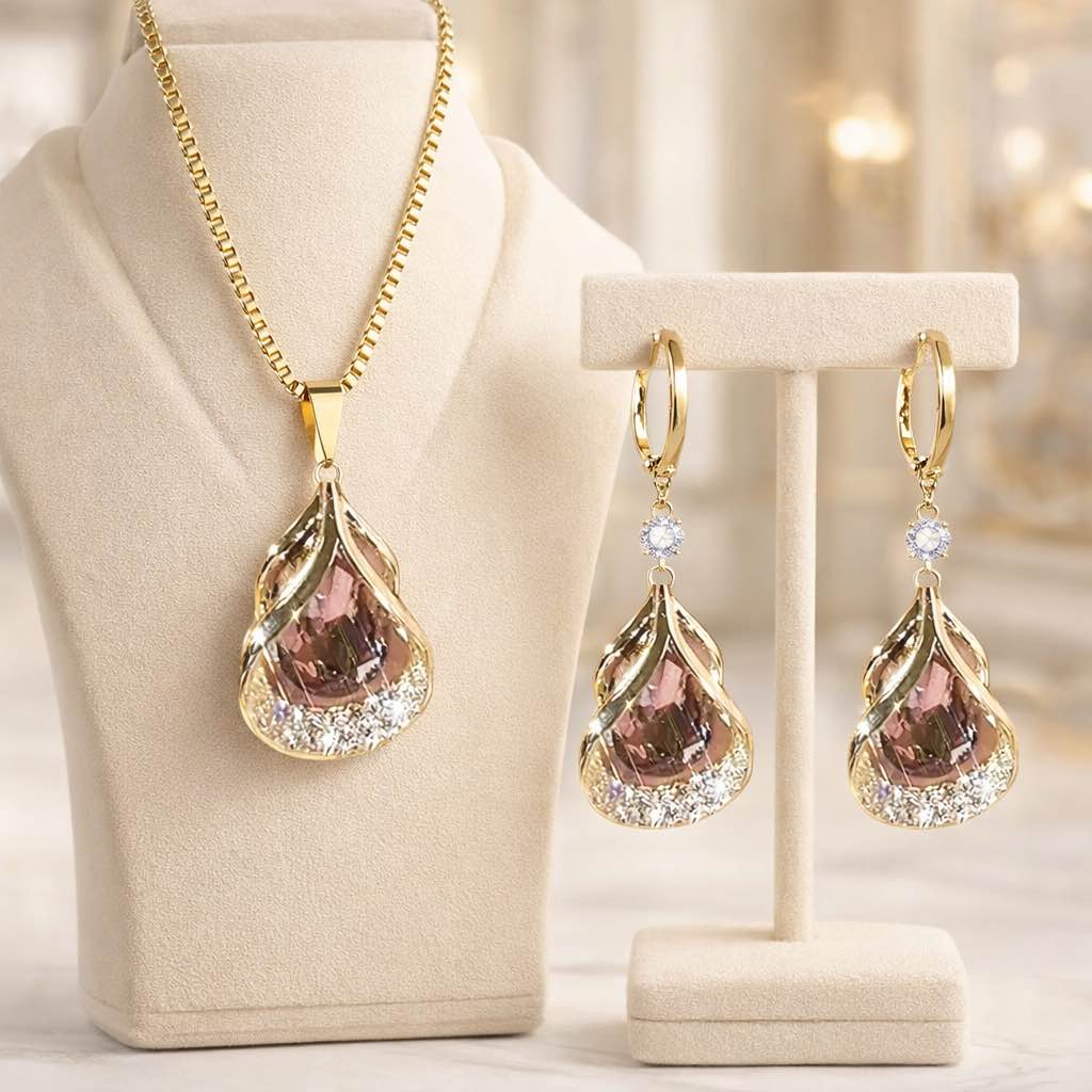 Beautiful 925 Silver Plated Sapphire Earrings And Necklace Featuring Cat-Eye Stone 