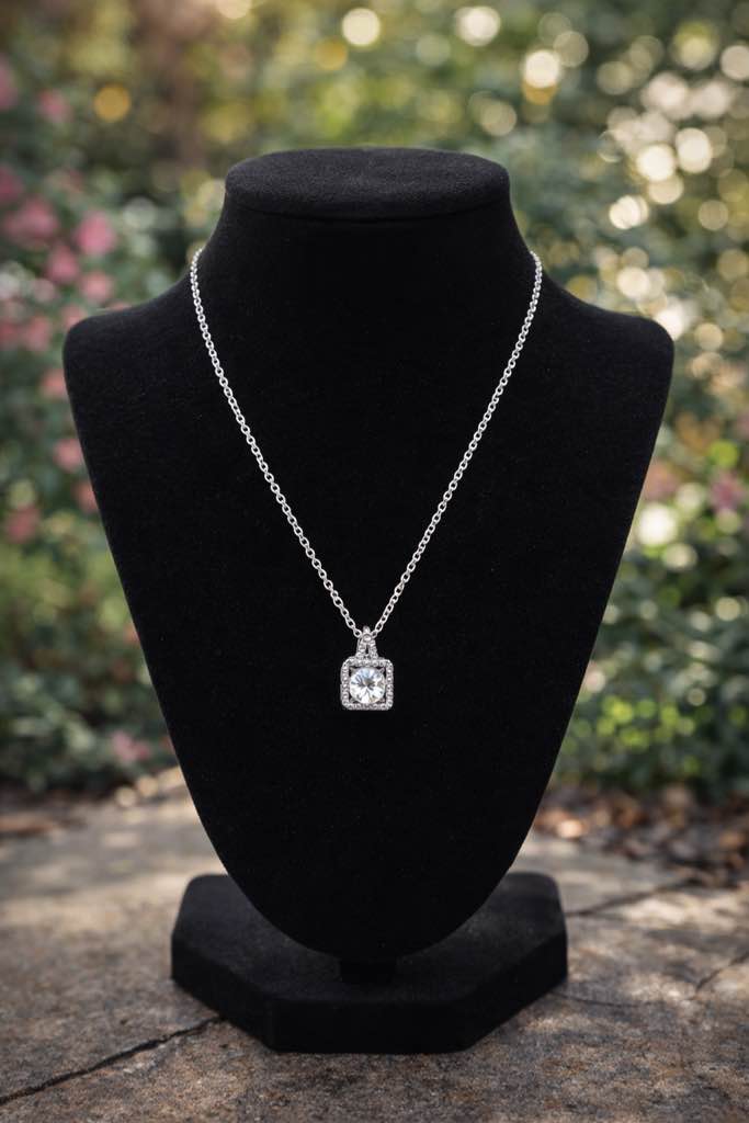 Beautiful 925 Silver Plated Sapphire Necklace 