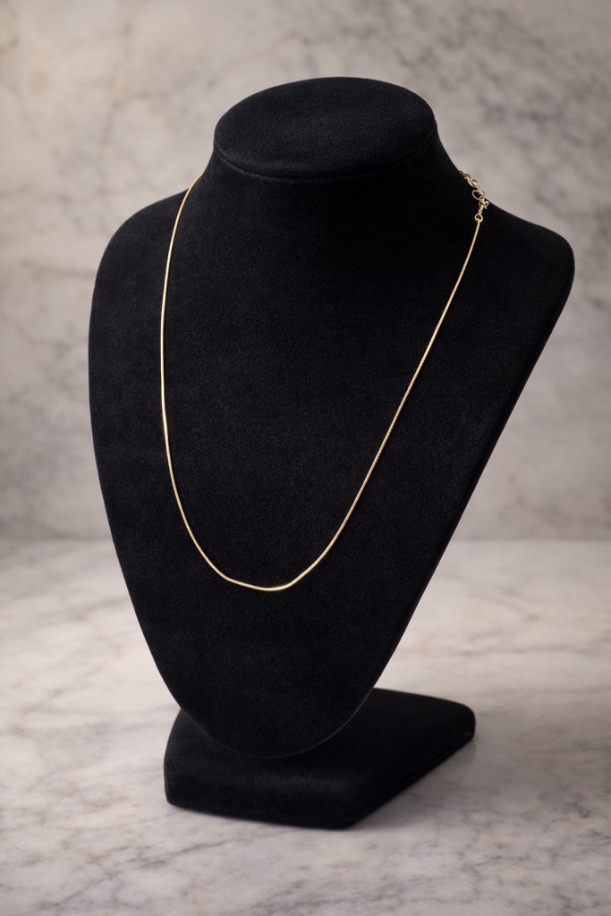 Condition photo showing New/Like New for Gorgeous 925 Silver 18K Gold Plated Necklace 