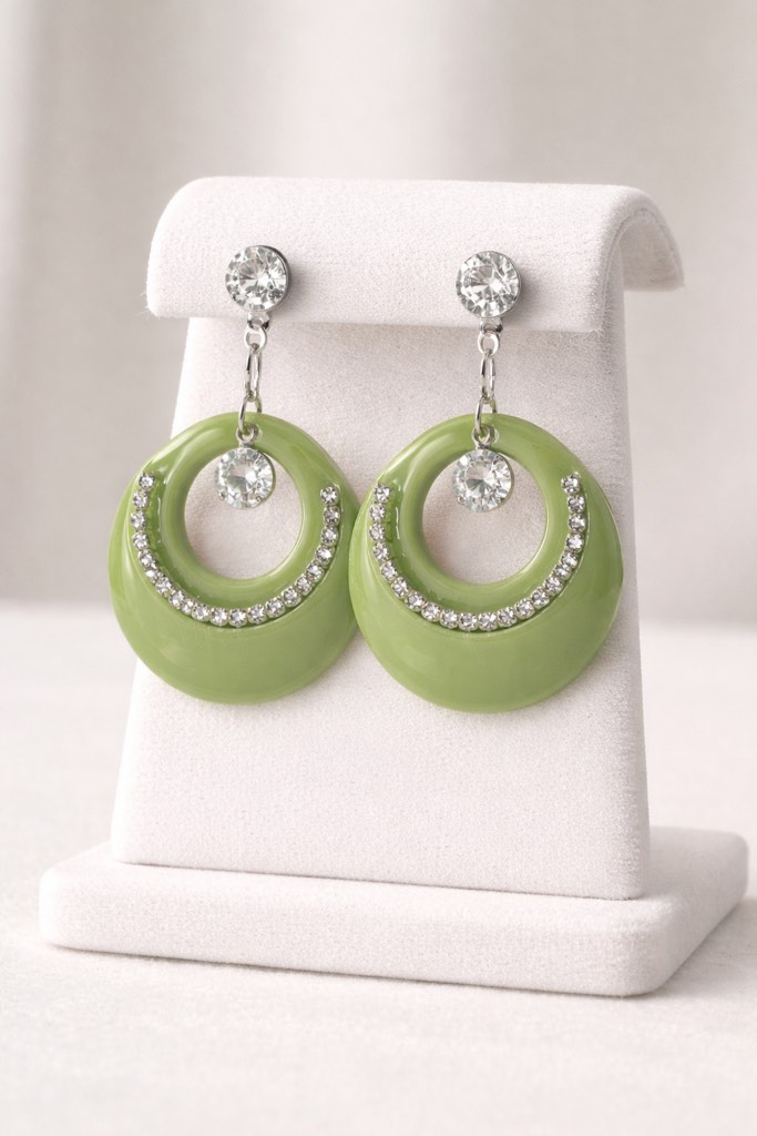 Elegant 925 silver plated green statement earrings