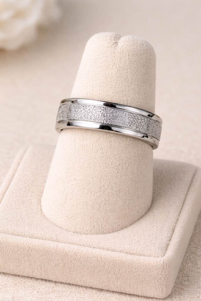 Men’s 925 silver plated Ring size 12