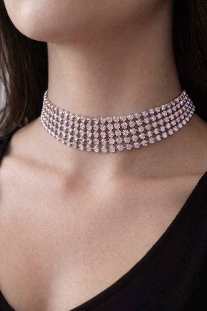 Elegant pink rhinestone choker
