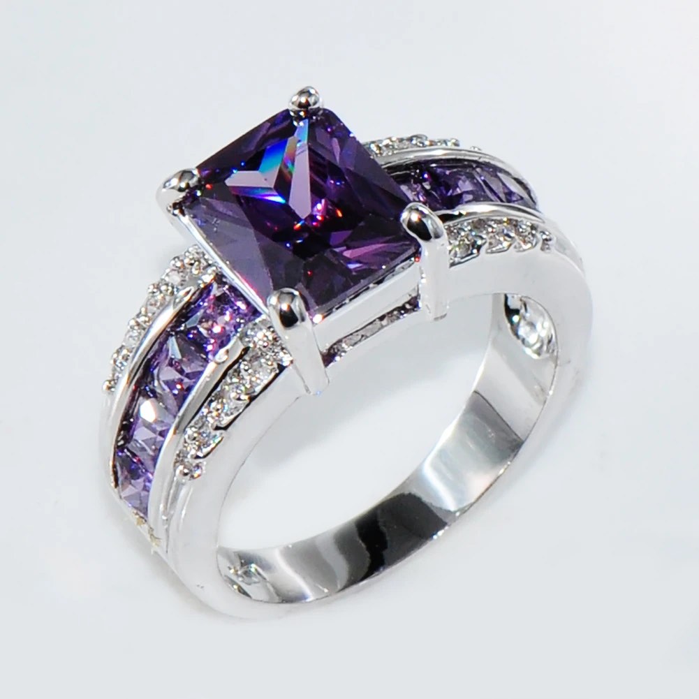 Beautiful 925 Silver Amethyst Ring Sz 9