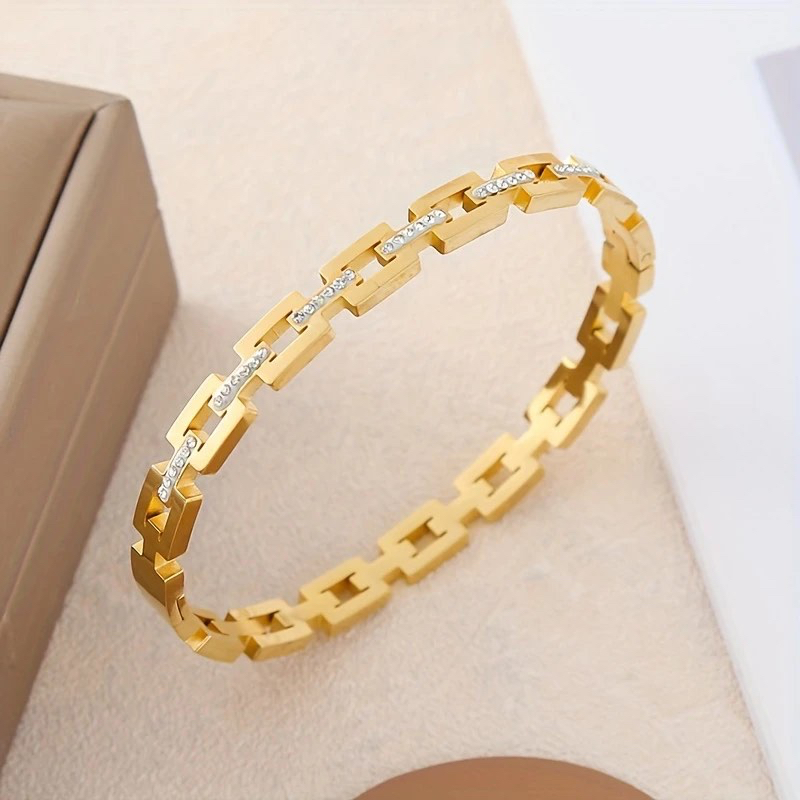 18K Gold Plated Hertz Swarovski Crystal Bracelet