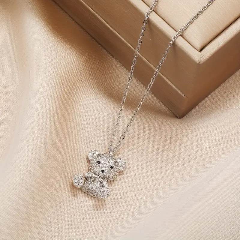 Beautiful Sterling Silver Sapphire Teddy Necklace 