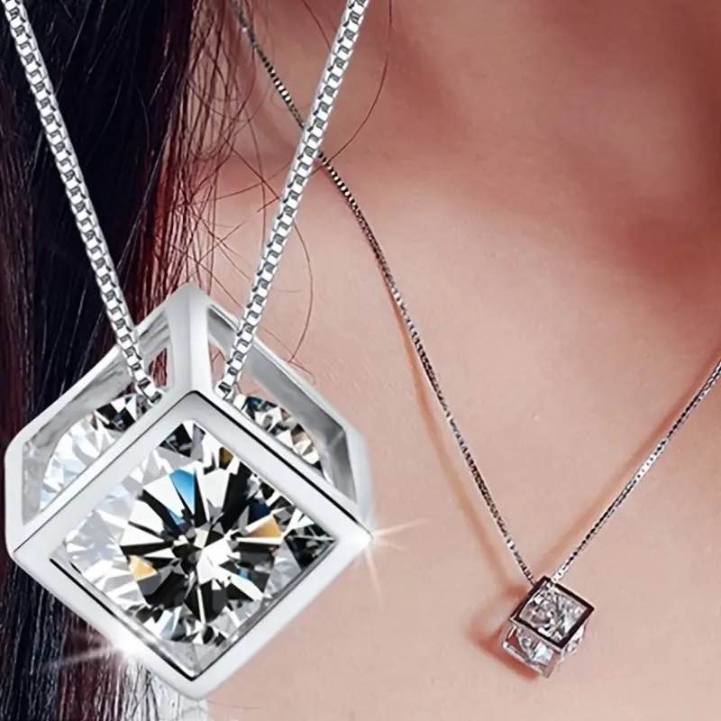 Beautiful 925 Silver White Sapphire Necklace ?
