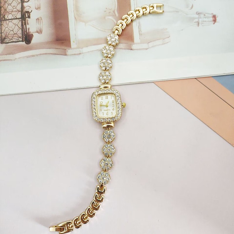Luxury Gold Bling Charm Wrist Watch