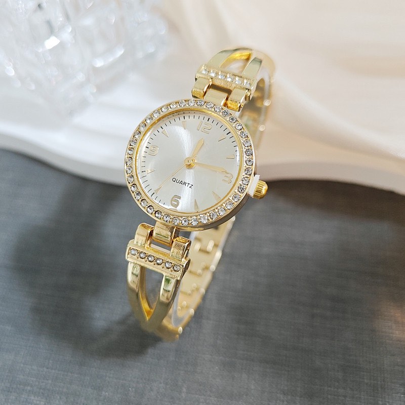 Luxury Gold Bracelet Wrist Watch 