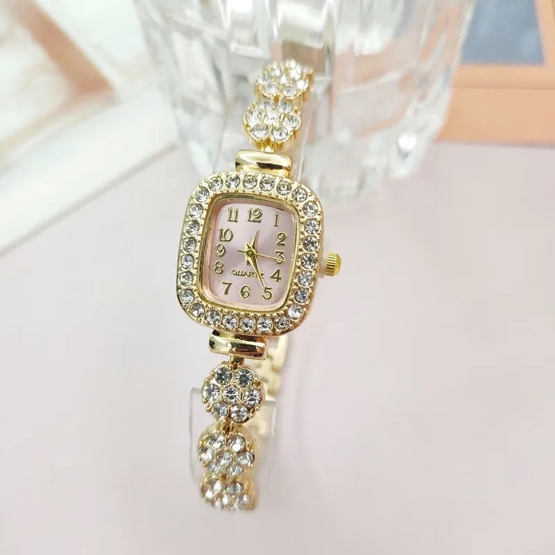 Luxury Charm Wrist Gold Watch