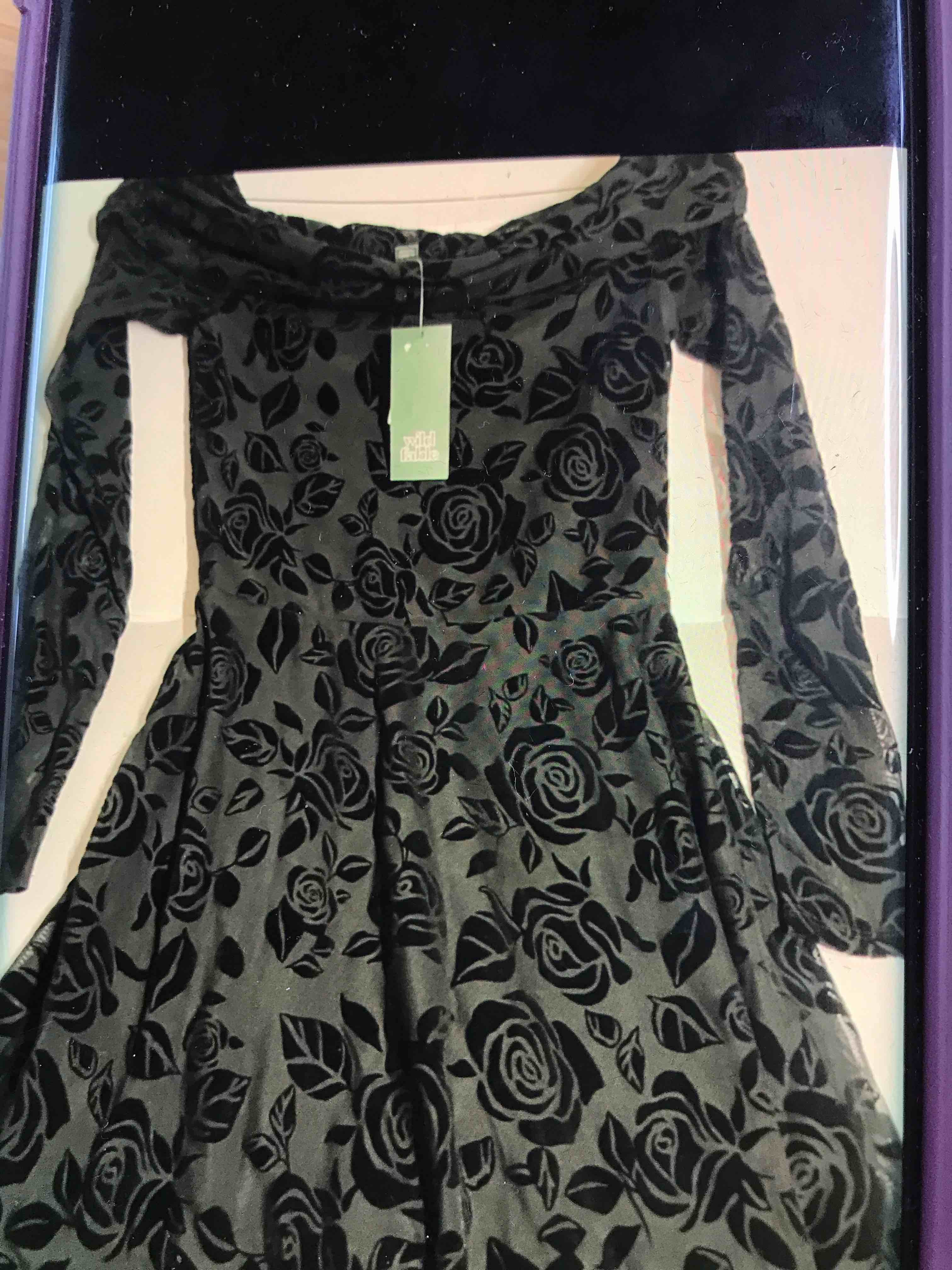 Wild Fable Off The Shoulders Long Sleeve Velvet Rose Mini Dress Adult Size XXSmall