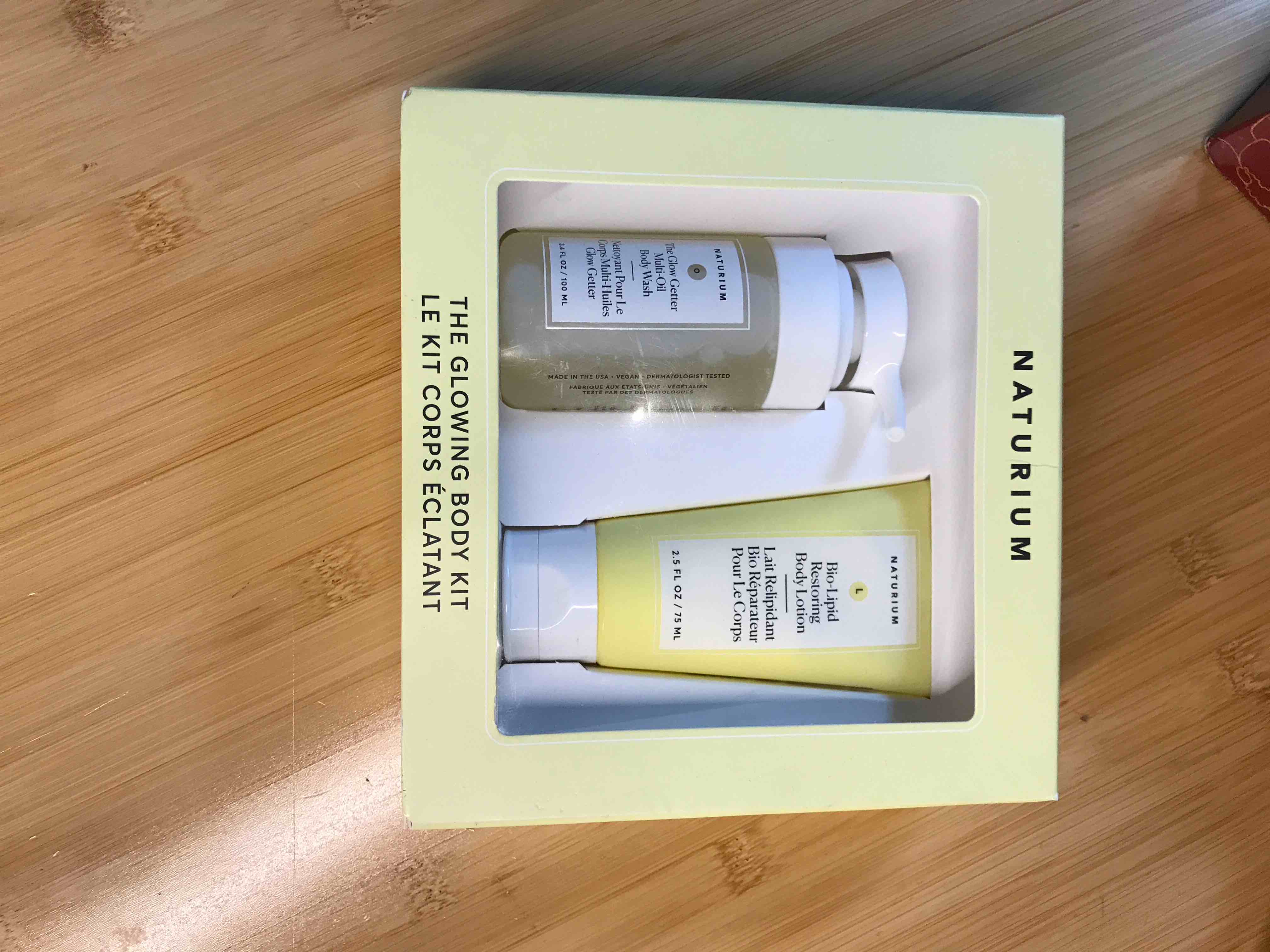 naturium glowing body holiday skincare gift set - 2pc