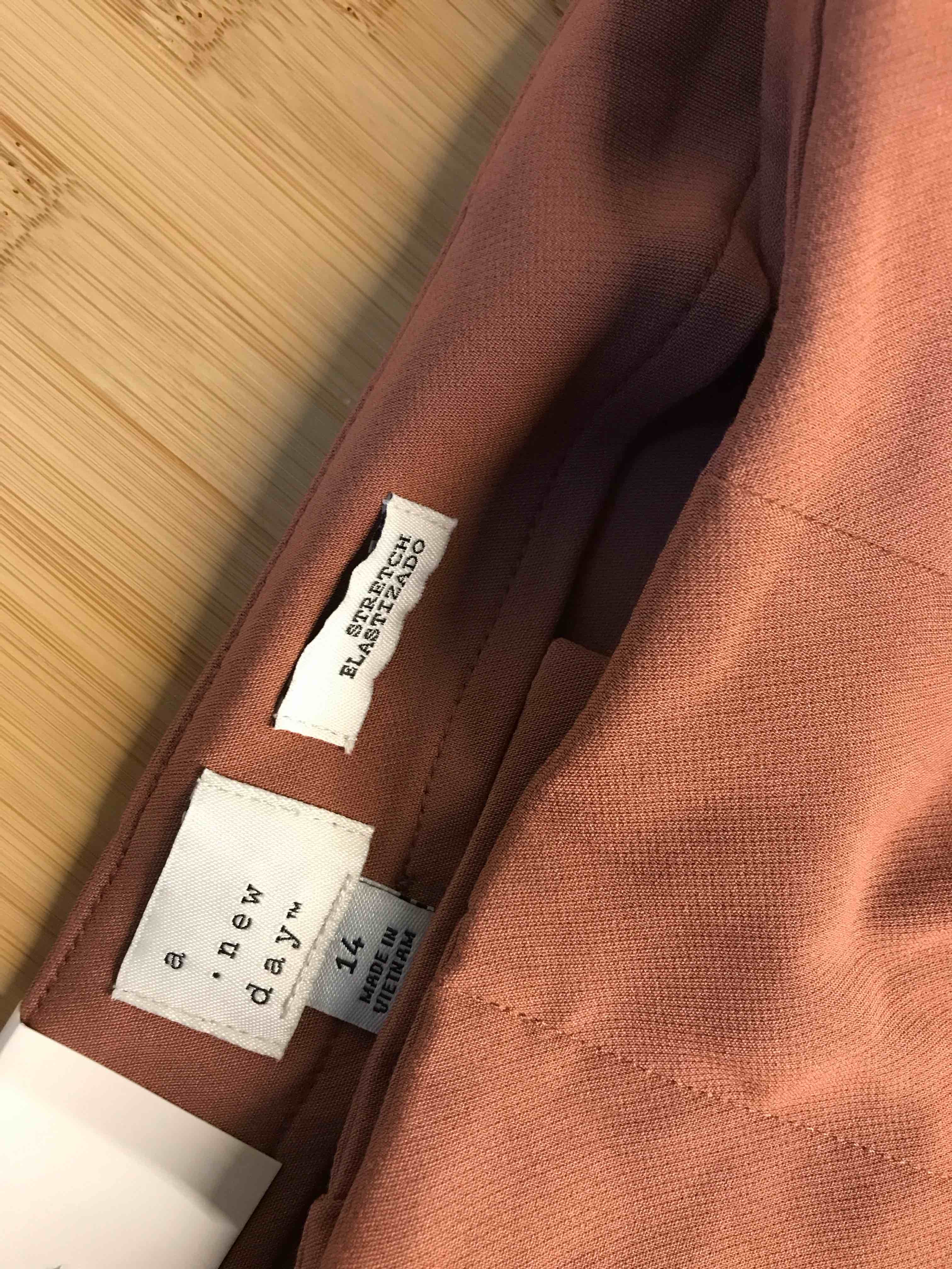 https://s3.amazonaws.com/lotting-images-prod/webster/WBS7801311_1757262980099.jpeg