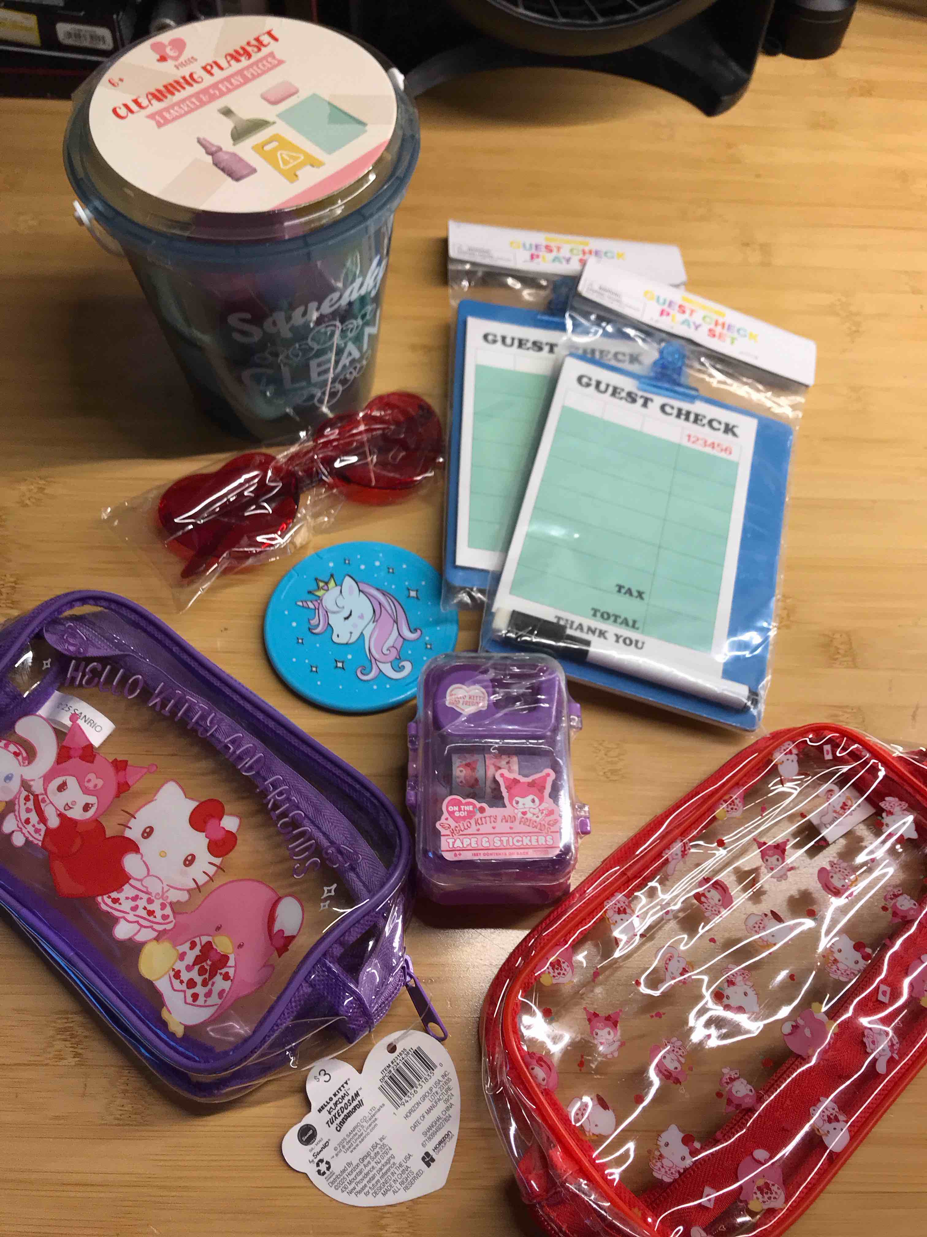 Assorted kids toys (8)