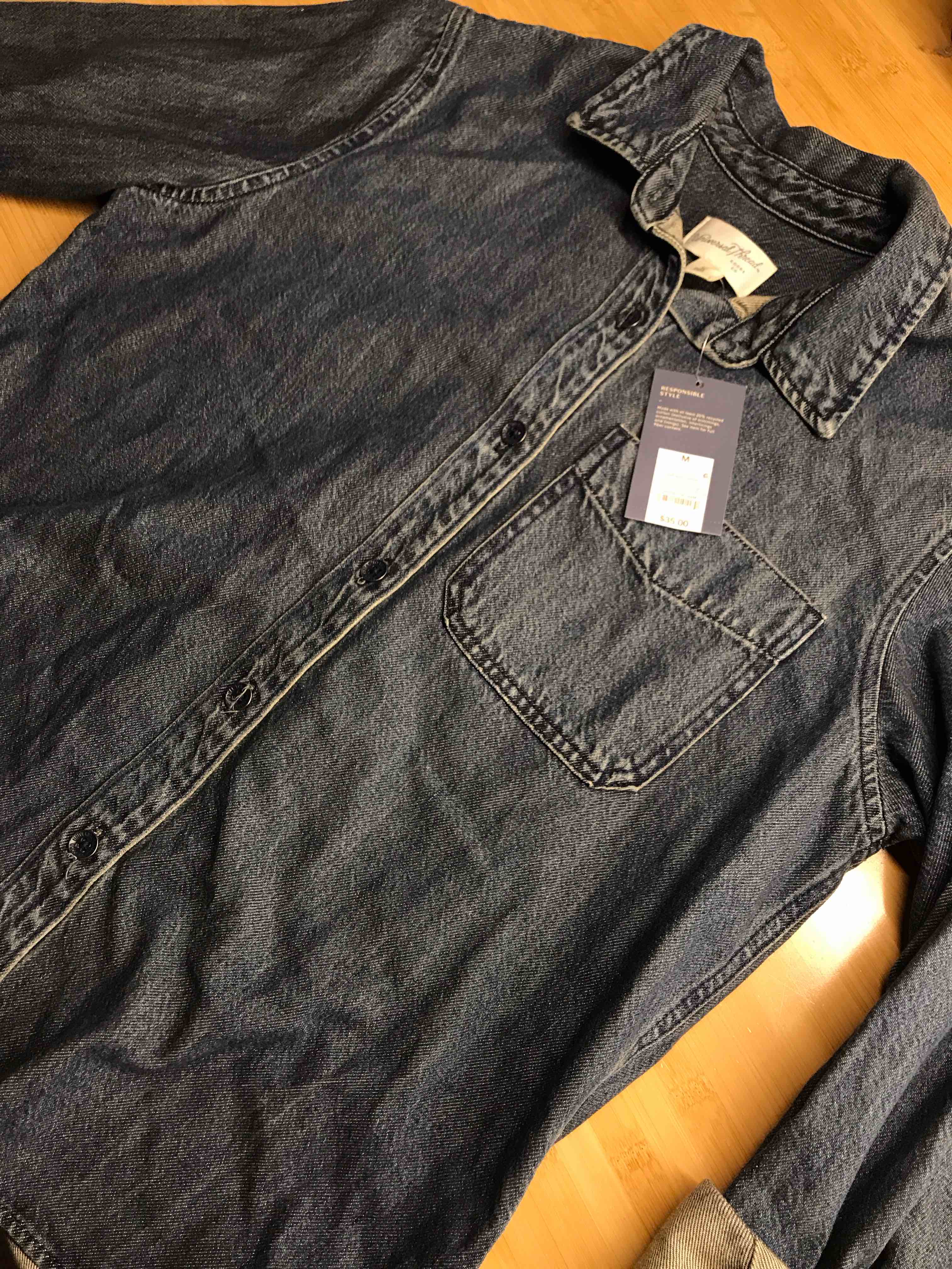 Condition photo showing New/Like New for Women's Relaxed Fit Denim Button-Down Shirt - Universal Thread™ Dark Wash M: Midweight, Front Pocket, Long Sleeve
