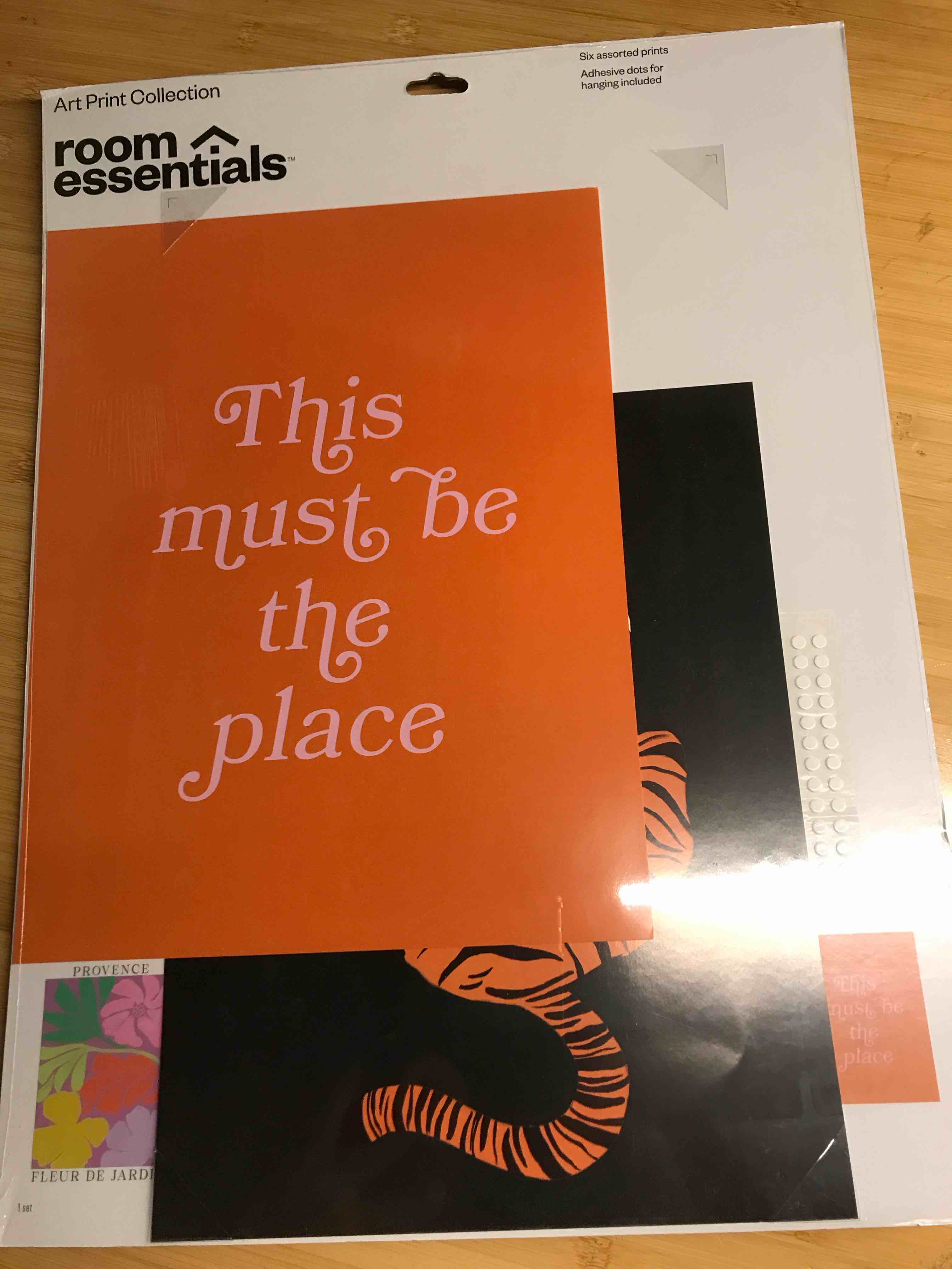 Condition photo showing New/Like New for 20" x 16" 6pc Expressive Maximalist Wall Art Set Poster Prints - Room Essentials™