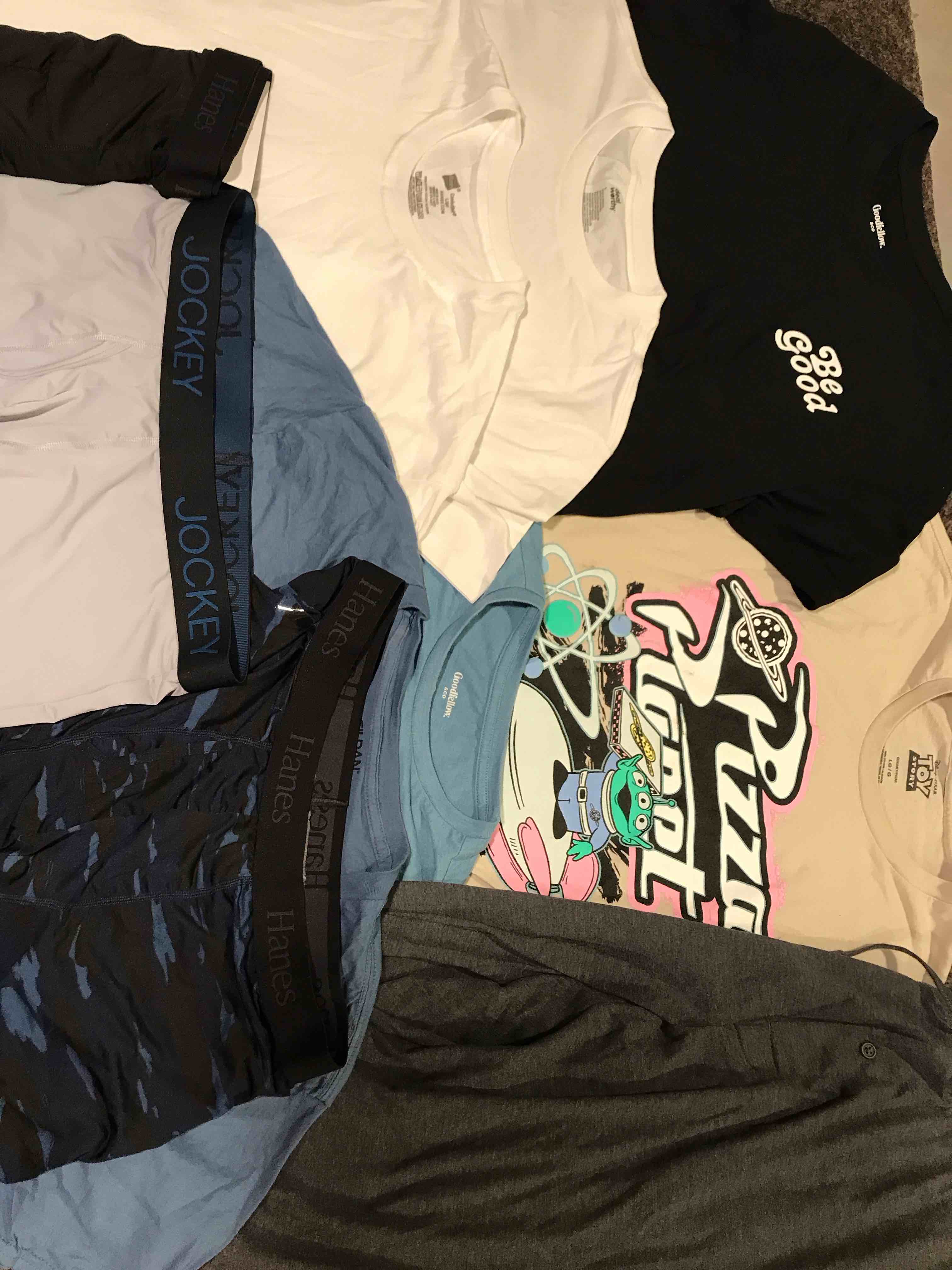 Clothing Bundle Deals By Size!